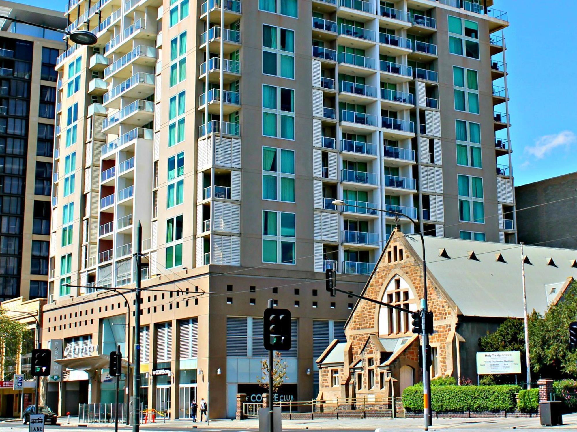 Adelaide Dress Circle Apartments - North Terrace المظهر الخارجي الصورة