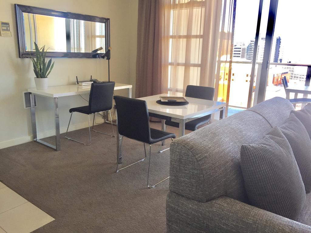 Adelaide Dress Circle Apartments - North Terrace المظهر الخارجي الصورة