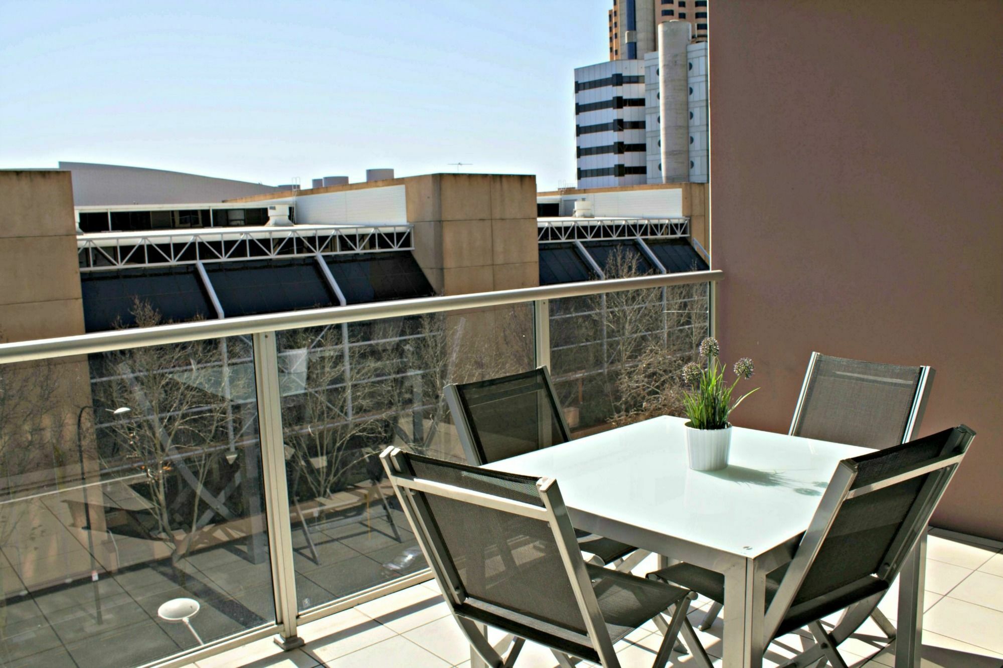 Adelaide Dress Circle Apartments - North Terrace المظهر الخارجي الصورة